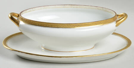 GDA40 Gravy Boat with Attached Underplate