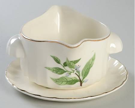 B8760 Gravy Boat & Underplate