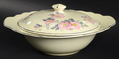 Blossoms Round Covered Vegetable