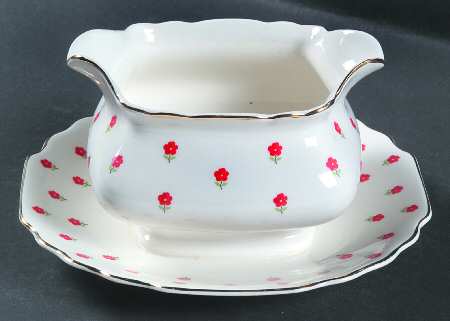 Blushing Rose Dalrymple (Lido) Gravy Boat with Attached Underplate