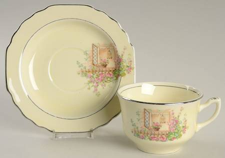 Breakfast Nook Oversized Cup & Saucer Set