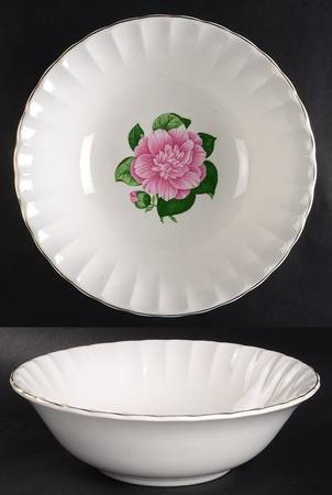 Camellia 9" Round Vegetable Bowl