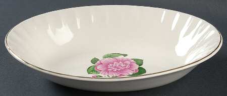 Camellia 9" Oval Vegetable Bowl