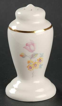 GEO102 Pepper Shaker