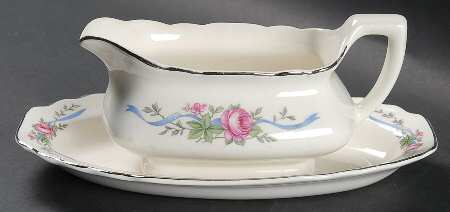 GEO107 Gravy Boat & Underplate/Relish