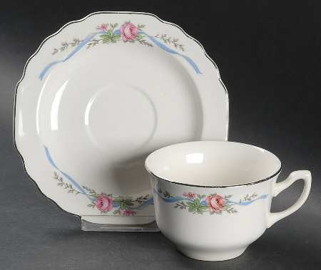 GEO107 Flat Cup & Saucer Set