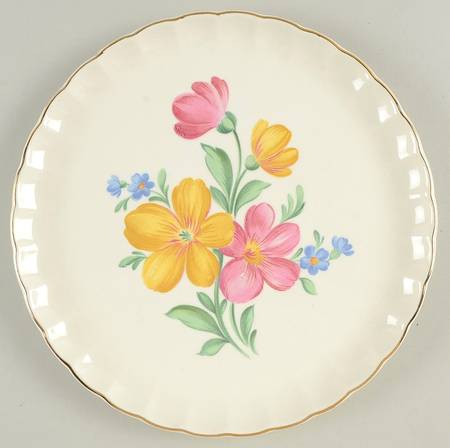 B8751 Luncheon Plate