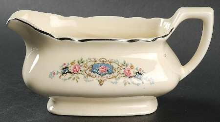 GEO22 Gravy Boat