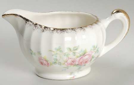 B9060 Creamer