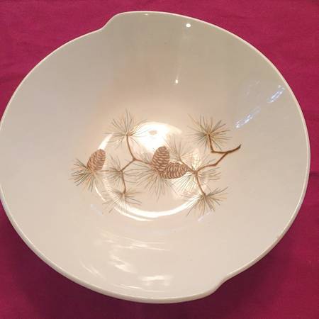 GEO51 9" Round Vegetable Bowl