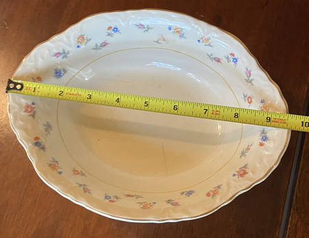 GEO61 9" Oval Vegetable Bowl