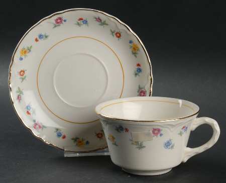 GEO61 Flat Cup & Saucer Set