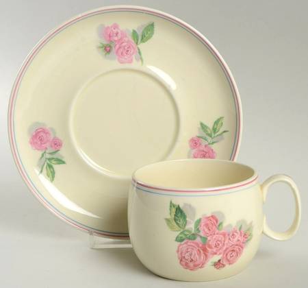 Rosita Flat Cup & Saucer Set