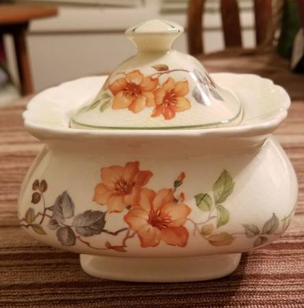 GEO95 Sugar Bowl & Lid
