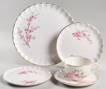 Peach Blossom (Bolero) 5 Piece Place Setting