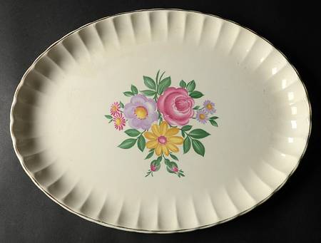 Romance 16" Oval Serving Platter