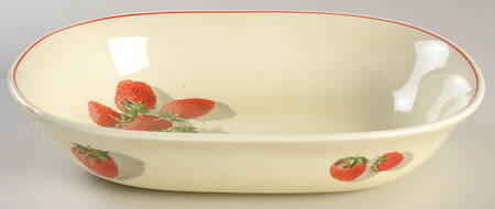 Shortcake 9" Oval Vegetable Bowl