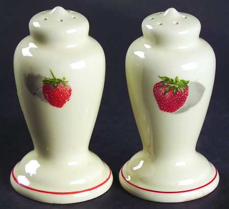 Shortcake Salt & Pepper Set