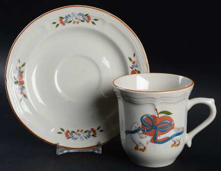 Applejack Flat Cup & Saucer Set