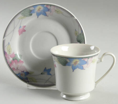 Aurora Footed Cup & Saucer Set