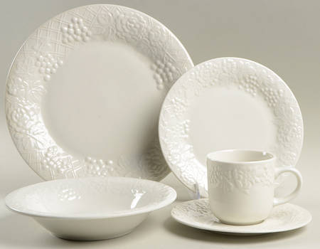 Four Seasons 5 Piece Place Setting
