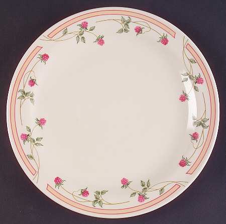 IT'S THE BERRIES Salad Plate