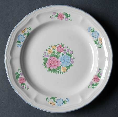 Isabel Salad Plate