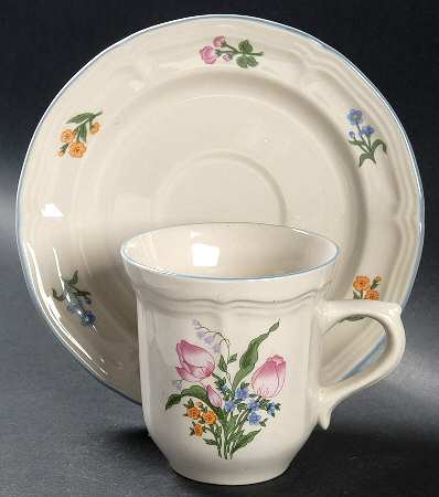 Tivoli Flat Cup & Saucer Set