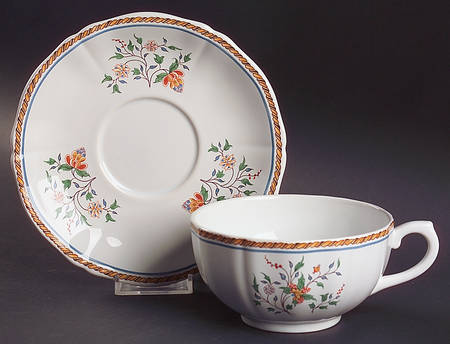 Au Sainfoin Breakfast Cup & Saucer Set