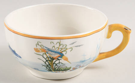 Caraibes Footed Cup by Faiencerie De Gien