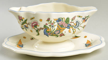Corne D'Abondance Gravy Boat with Attached Underplate