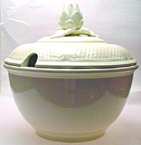 Du Barry Tureen &  Lid