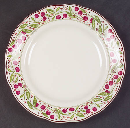 Les Tartes Salad/Dessert Plate