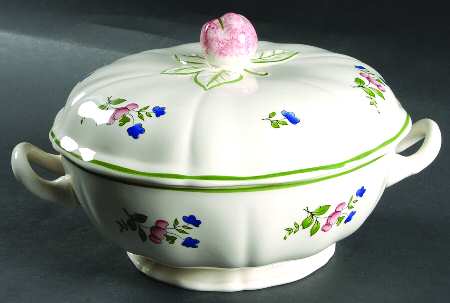 Lorraine Rose Green Round Covered Vegetable