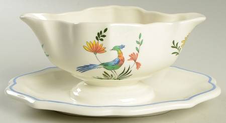 Oiseaux de Paradis Gravy Boat with Attached Underplate