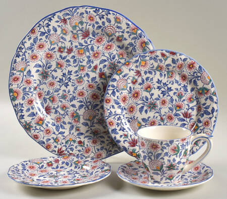 Persepolis 5 Piece Place Setting