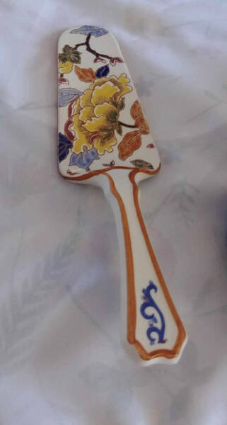 Pivoines Solid Ceramic Pie/Cake Server