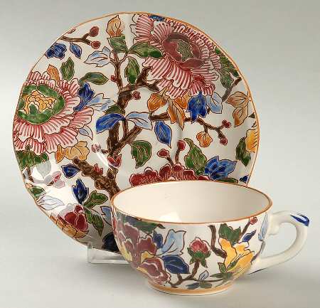 Pivoines Flat Cup & Saucer Set
