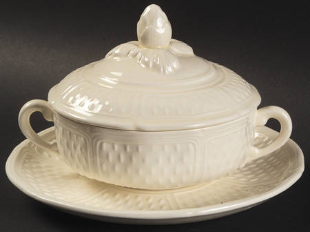 Pont Aux Choux (Cream) Cream Soup Bowl & Saucer Set with Lid
