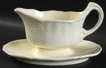 Pont Aux Choux (Cream) Gravy Boat with Attached Underplate