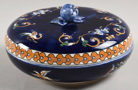 Renaissance Fond Blue 6" Candy Box with Lid