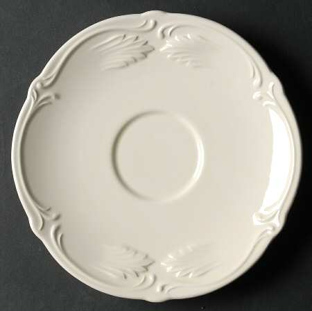 Rocaille (Cream) Saucer for Breakfast Cup