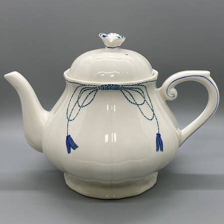 Passementerie Teapot & Lid