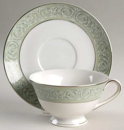 Cascade Footed Cup & Saucer Set