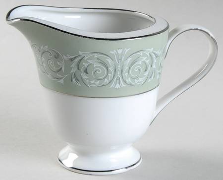Cascade Creamer