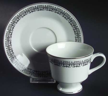 Mantilla Footed Cup & Saucer Set
