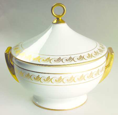 Aosta Tureen &  Lid