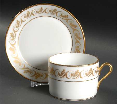 Aosta Flat Cup & Saucer Set
