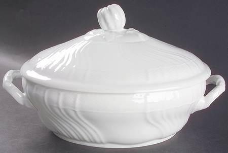 Bianco White (Vecchio Ginori Shape) Oval Covered Vegetable