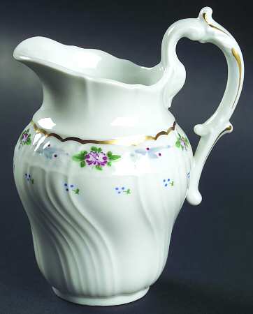 Capri (Scalloped Edge) Creamer